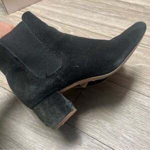 Madewell Walker Black Suede Chelsea boot
